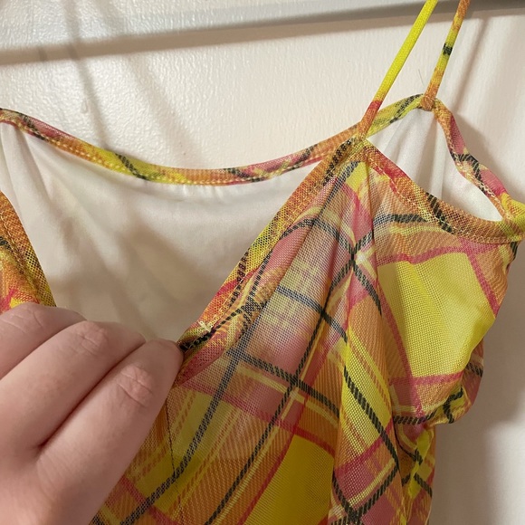 Plaid Crop Tank - Picture 7 of 8